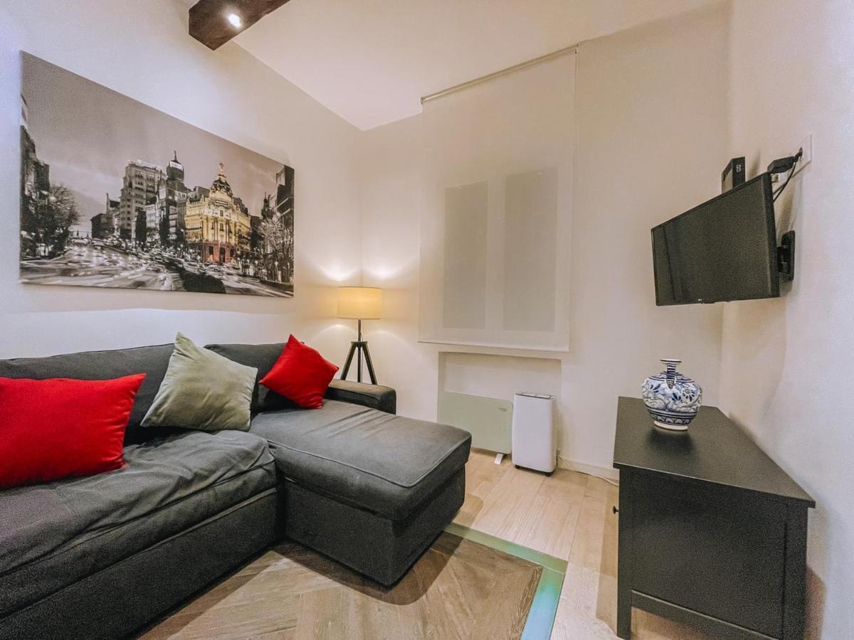 Fee4Me. Amazing Apartment In The Heart Of Lavapies Мадрид Екстер'єр фото